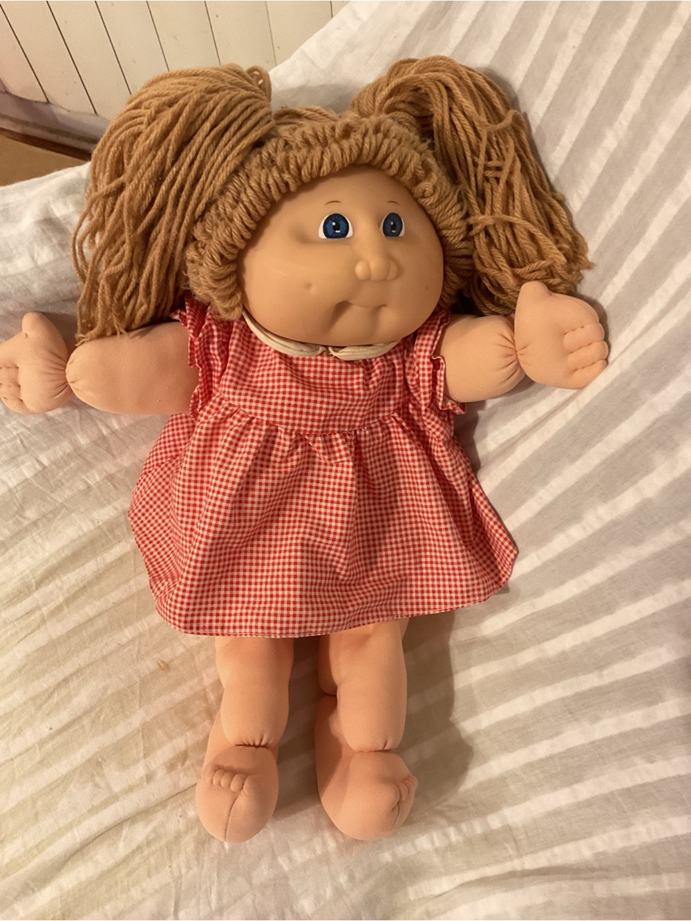 CABBAGE PATCH KID PLUSH TOY 1982 Blue EYES BROWN HAIR 18”